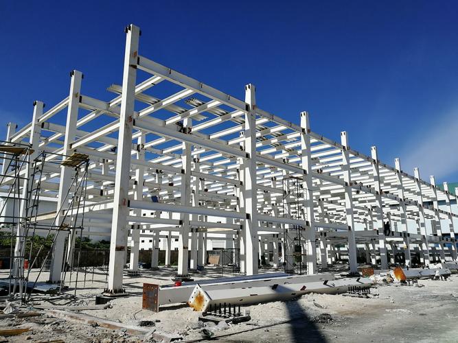 实际应用中钢结构建筑出现事故好像比较多?